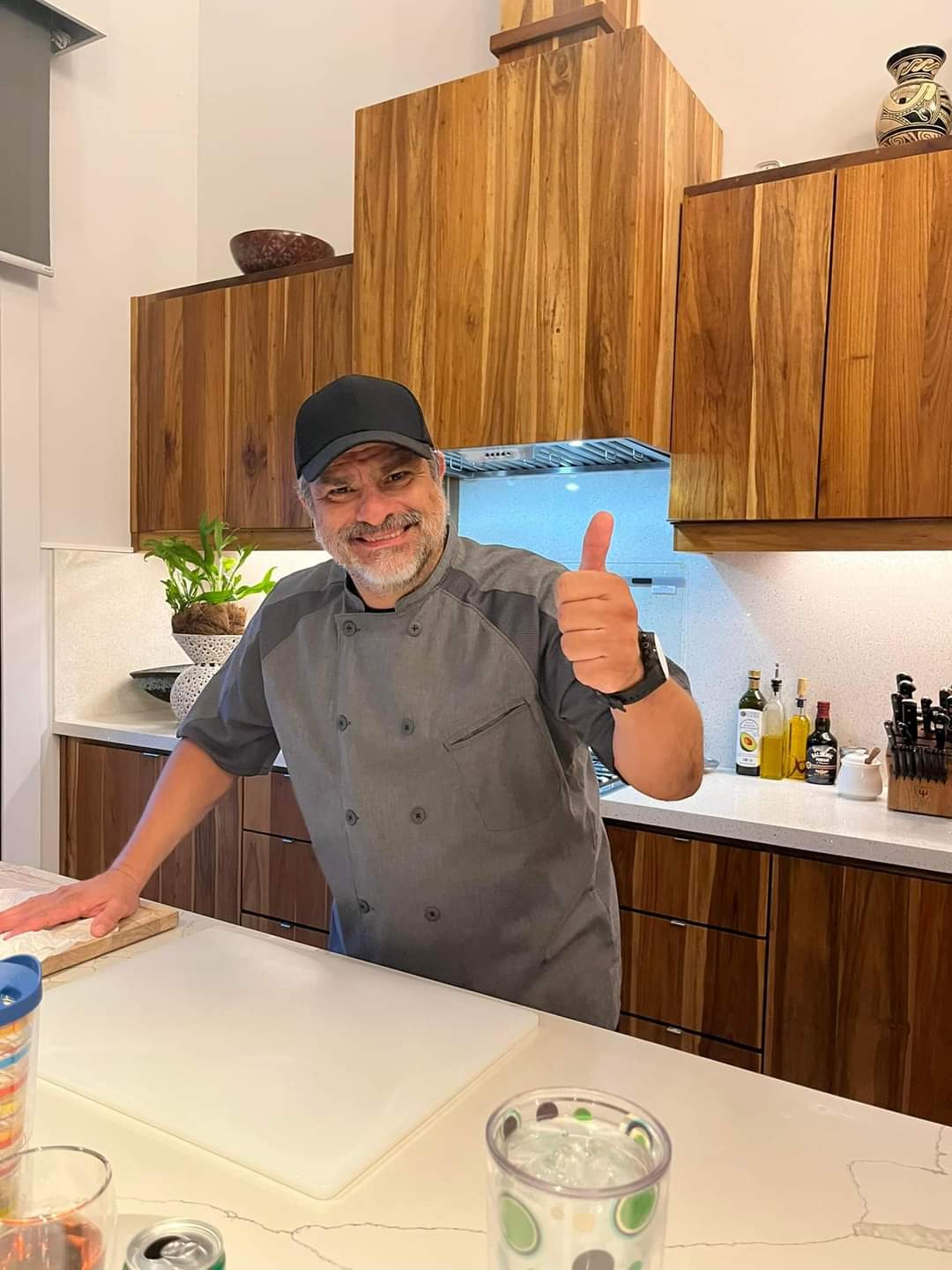 Chef Eddie Cambronero at Casa Maópay
